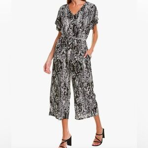 Donna Morgan Crepe cropped wide-leg jumpsuit 12